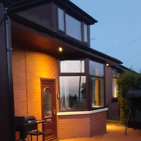 Sunny Lynn Villa Oldham Luaran gambar